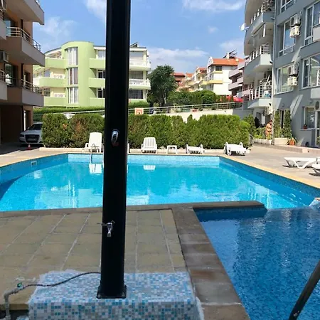 Apartment Апартаменти 